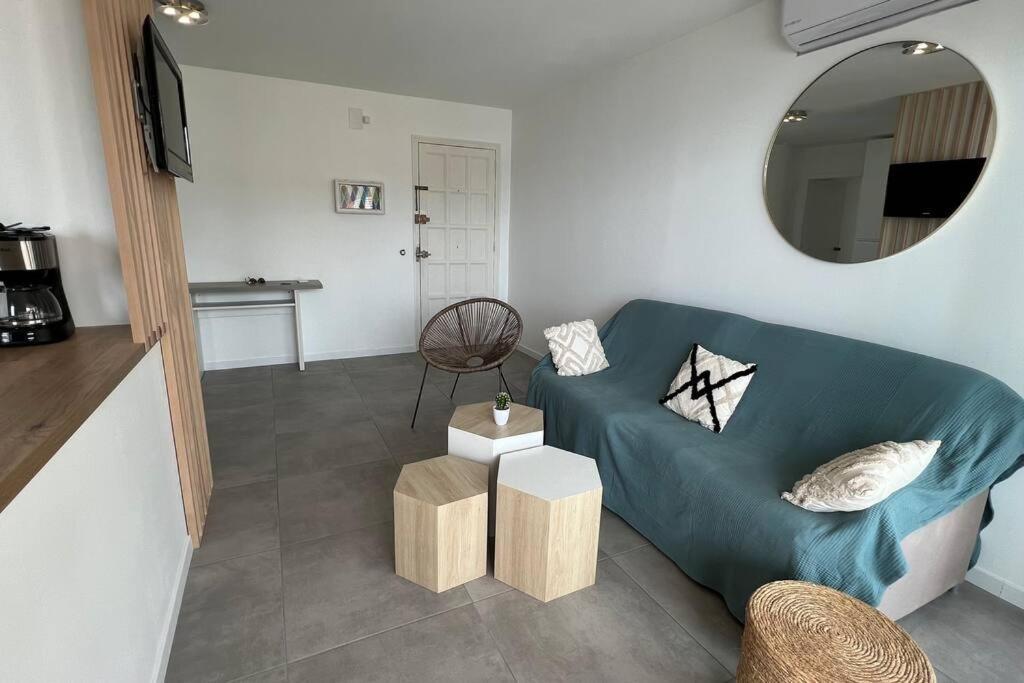 Apartamento Tres Habitaciones Con Vistas Al Mar En Rosas Exteriör bild
